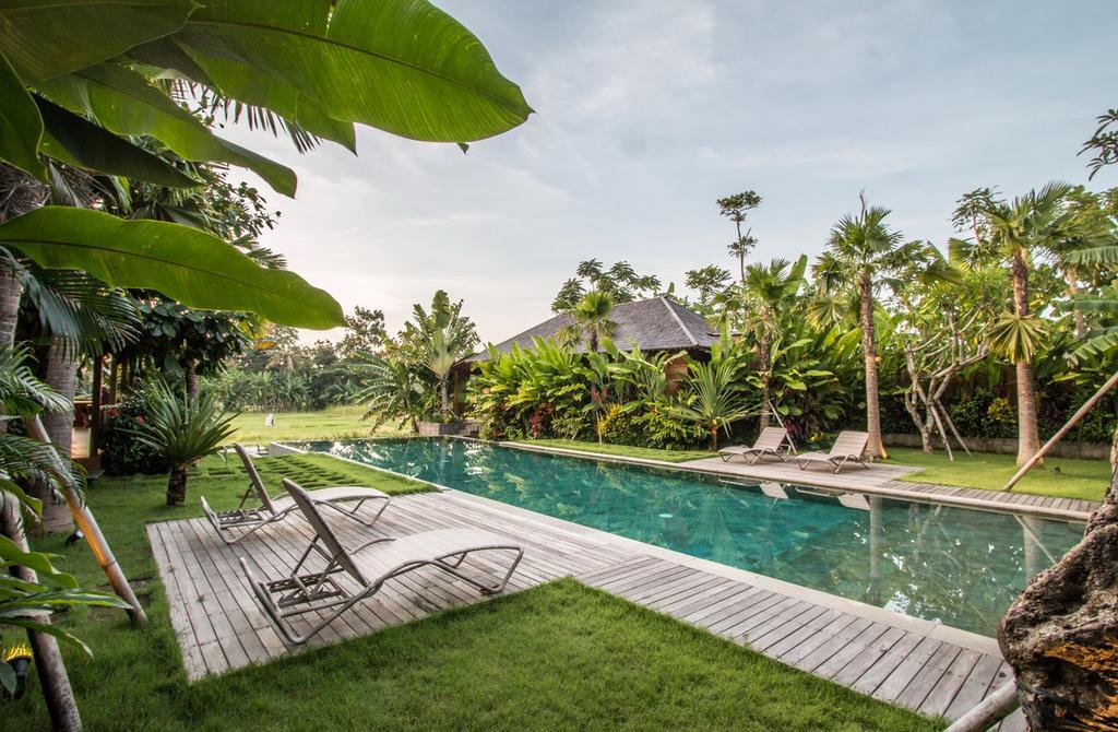 Marika Sawah Villa Seminyak Buitenkant foto